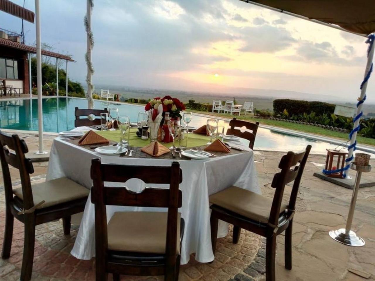 Mwanzo Lodge Найваша Экстерьер фото